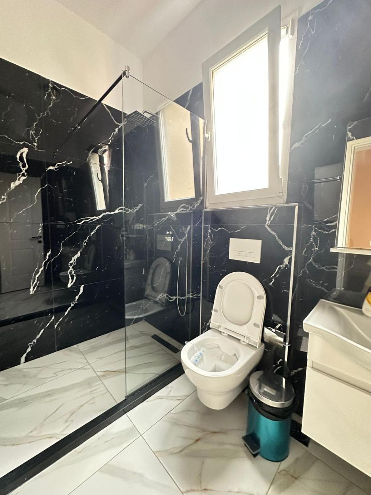 Saranda Apartments Екстер'єр фото