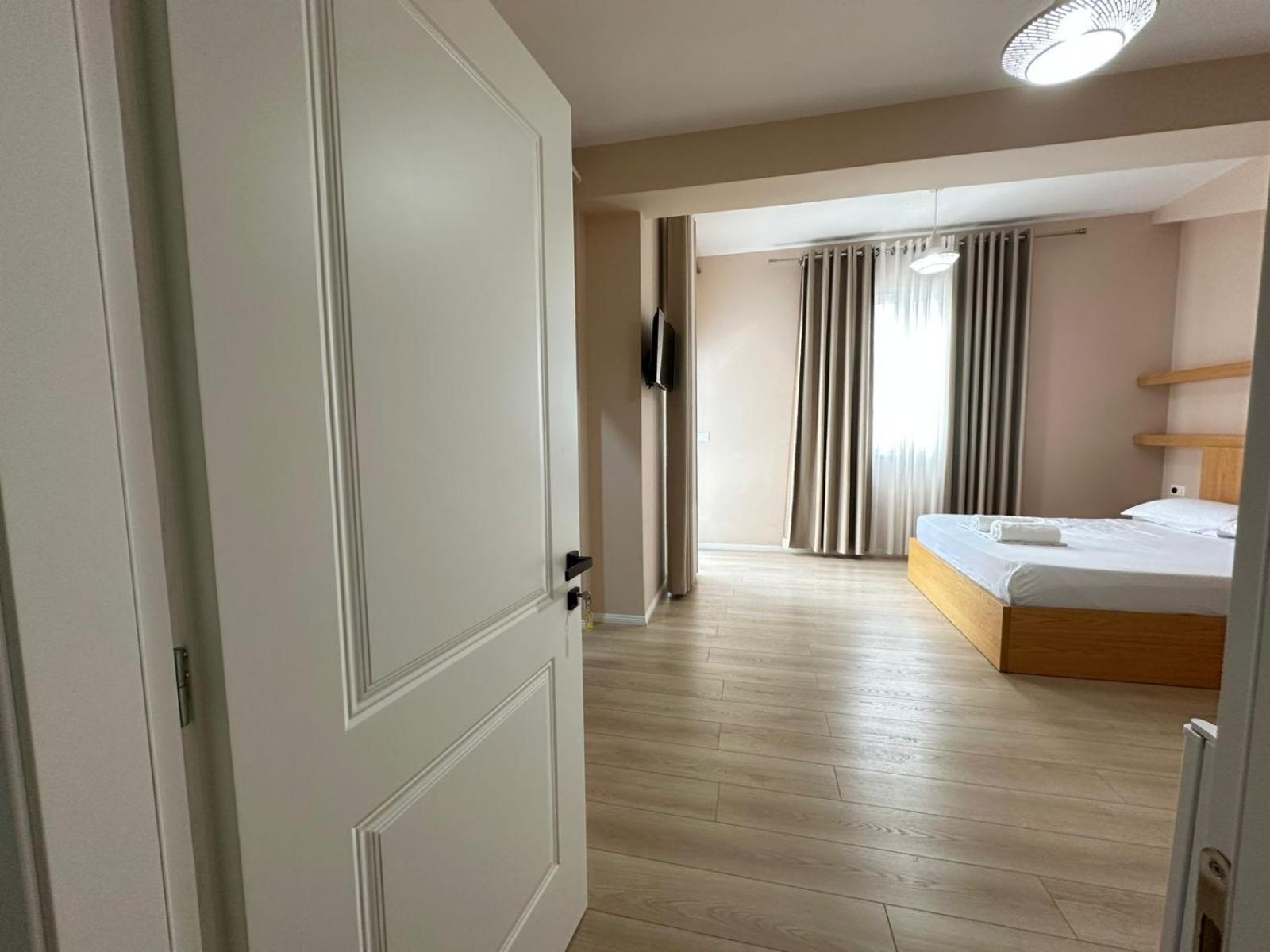 Saranda Apartments Екстер'єр фото