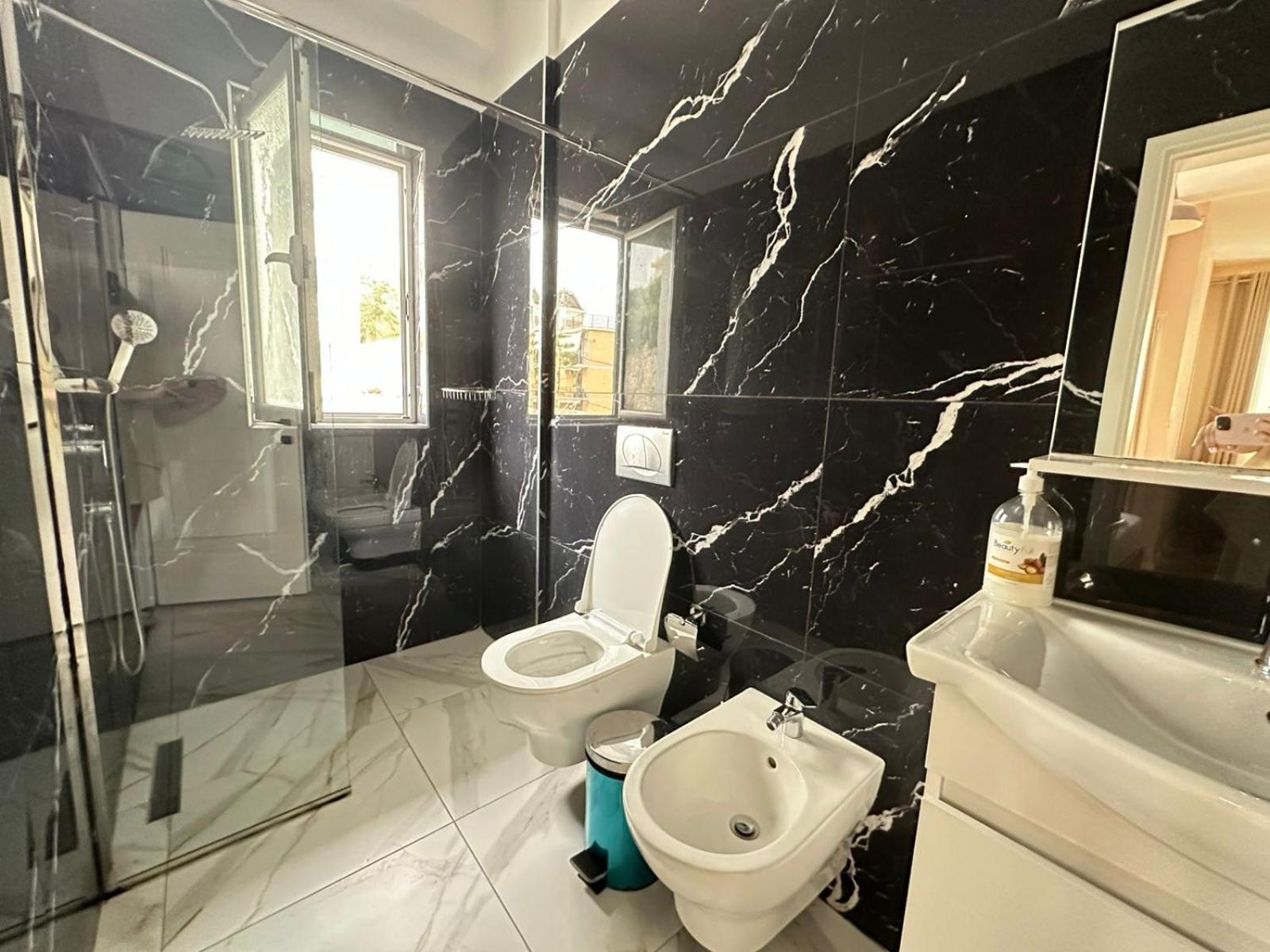 Saranda Apartments Екстер'єр фото