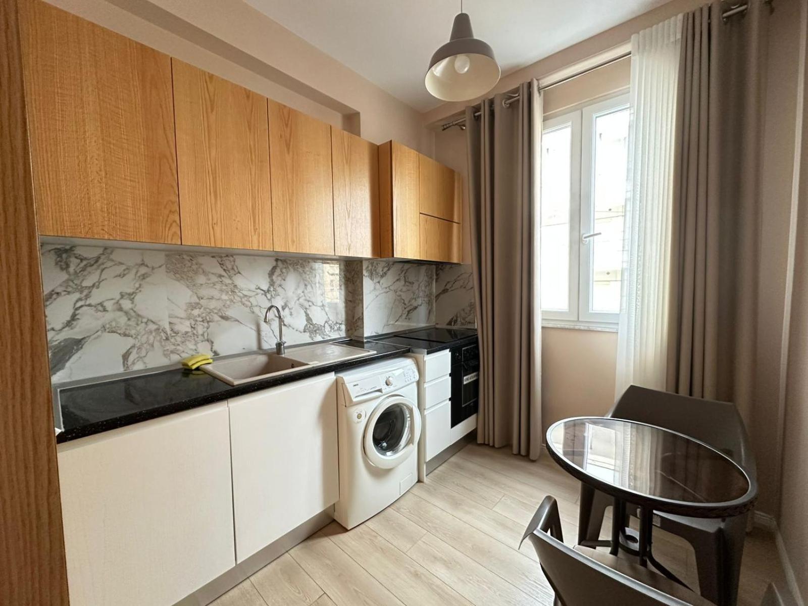 Saranda Apartments Екстер'єр фото