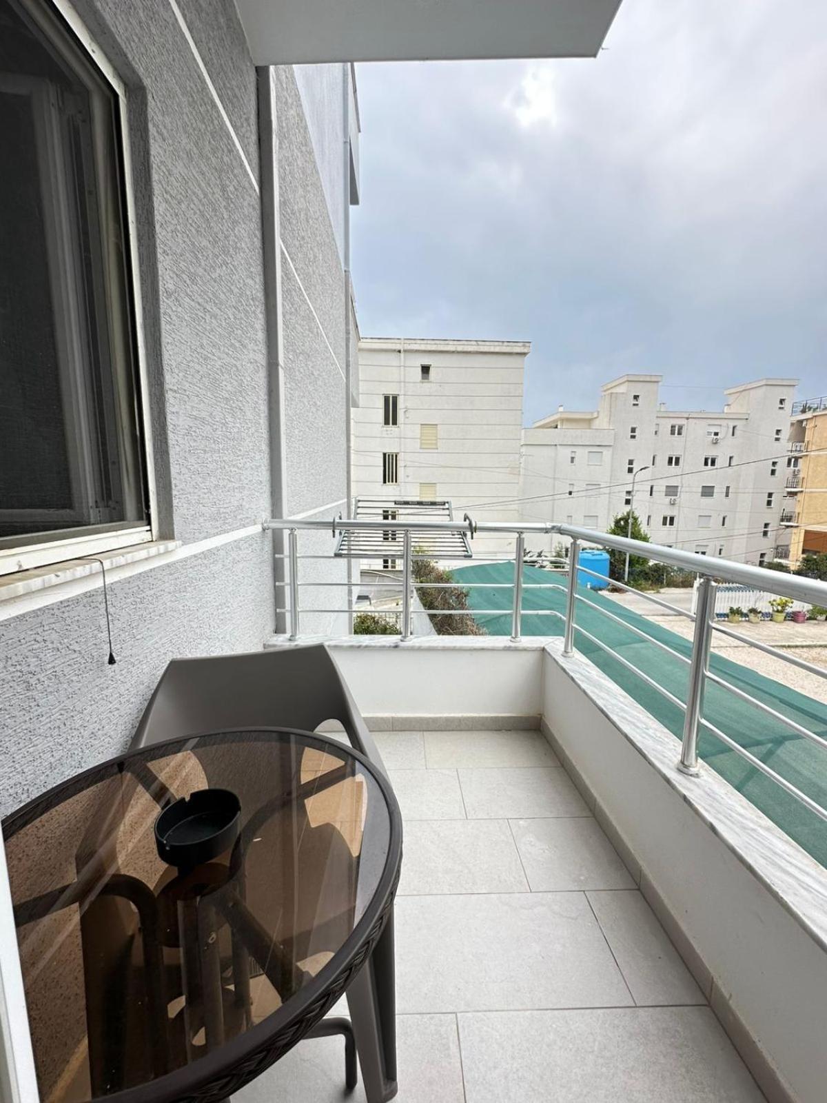 Saranda Apartments Екстер'єр фото
