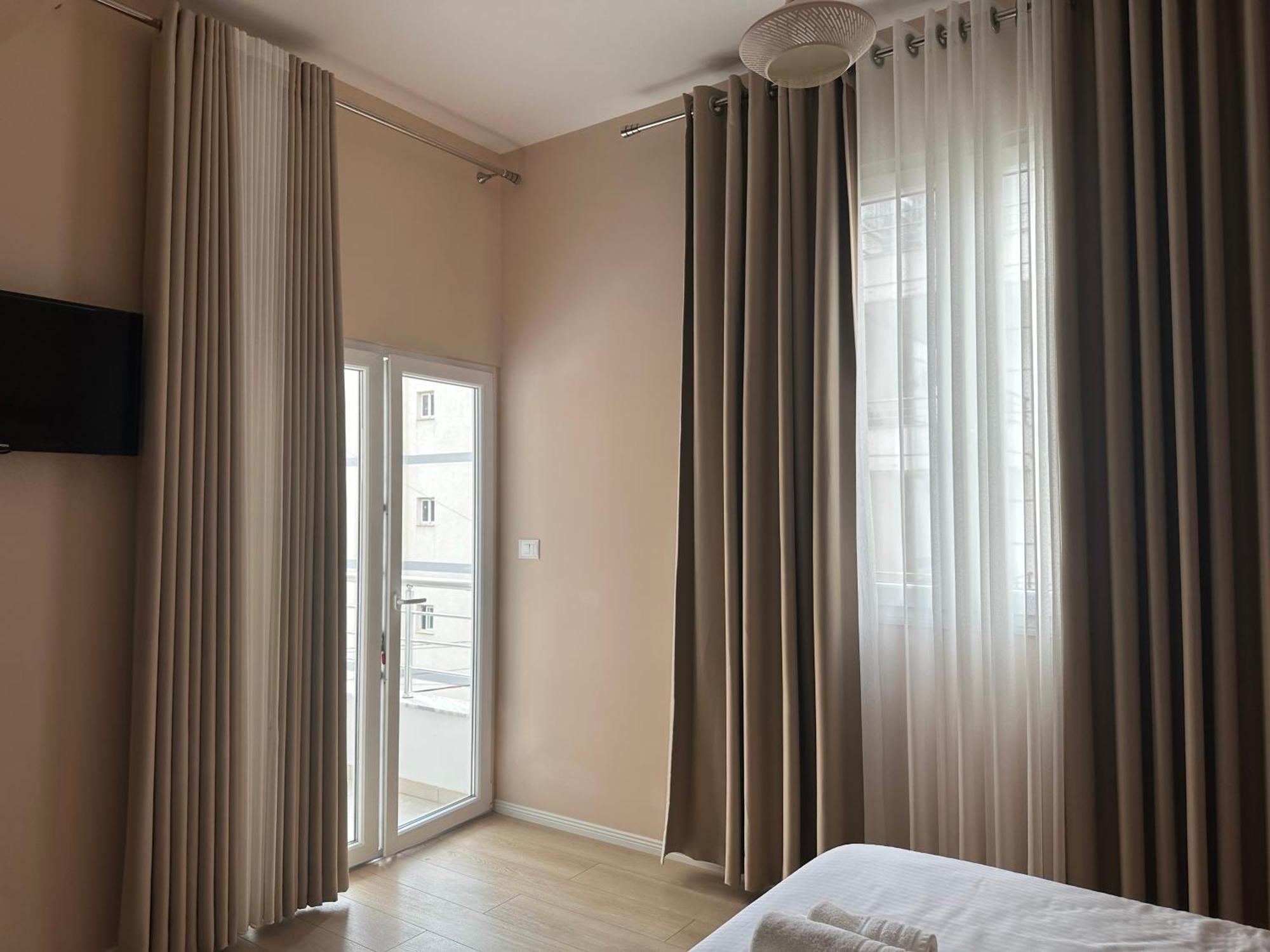 Saranda Apartments Екстер'єр фото